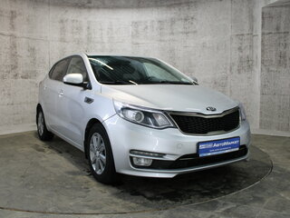 2016 Kia Rio III Рестайлинг, серый, 889000 рублей, вид 3