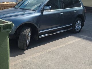2004 Volkswagen Touareg I, серый, 650000 рублей, вид 3