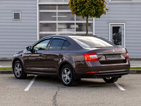 2020 Skoda Octavia III (A7) Рестайлинг, коричневый, 1639000 рублей, вид 4