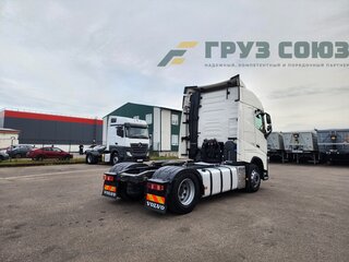 2020 Volvo FH, белый, 8190000 рублей, вид 5