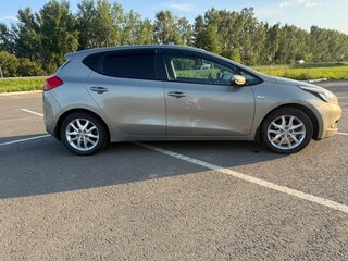 2013 Kia Ceed II, серебристый, 799000 рублей, вид 2
