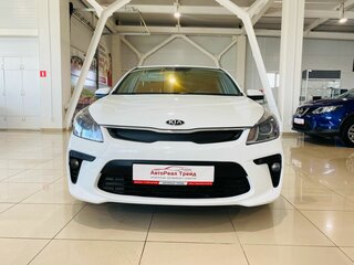 2020 Kia Rio IV, белый, 1112000 рублей, вид 1