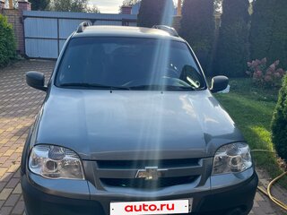 2017 Chevrolet Niva I Рестайлинг, серый, 655000 рублей, вид 1