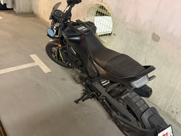 2022 Husqvarna Svartpilen 401, чёрный, 460000 рублей - вид 5