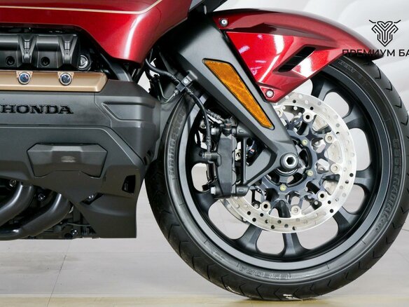 2025 Honda GL 1800 Gold Wing, красный, 3599000 рублей - вид 10