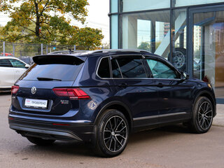 2017 Volkswagen Tiguan II, синий, 2142000 рублей, вид 4