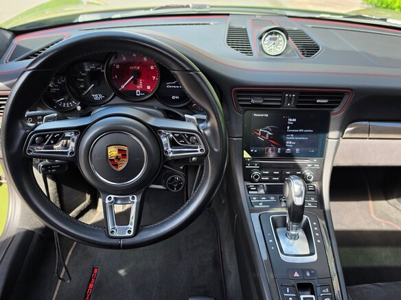2017 Porsche 911 Carrera 4 GTS VII (991) Рестайлинг, зелёный - вид 10