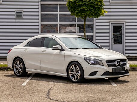2015 Mercedes-Benz CLA 200 I (C117, X117), белый, 1595000 рублей, вид 3