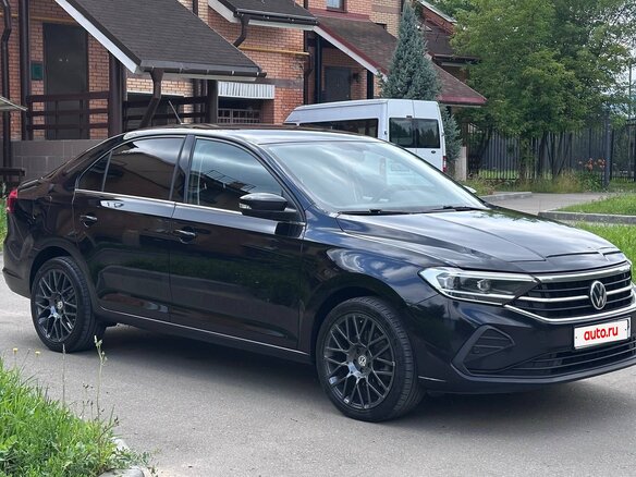 2020 Volkswagen Polo VI, чёрный - вид 1