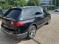 2023 Volkswagen Tiguan Allspace II Рестайлинг, чёрный - вид 2