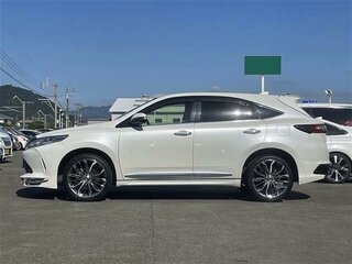 2019 Toyota Harrier III (XU60) Рестайлинг, белый, 2013000 рублей, вид 2