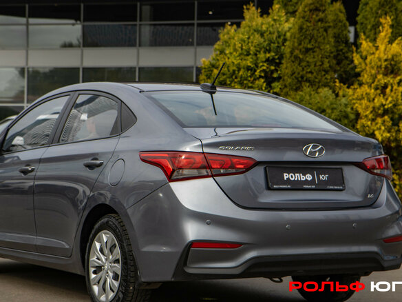2017 Hyundai Solaris II, серый, 988000 рублей - вид 16