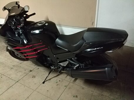 2014 Kawasaki ZZR 1400, чёрный, 800000 рублей, вид 2