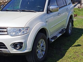 2015 Mitsubishi Pajero Sport II Рестайлинг, белый, 2228125 рублей, вид 2