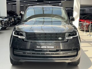 2026 Land Rover Range Rover P400 MHEV Long V, серый, 22470000 рублей, вид 3