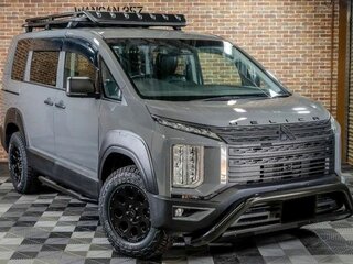 2022 Mitsubishi Delica D:5 I Рестайлинг, серебристый, 2300000 рублей, вид 3