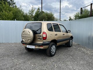 2005 Chevrolet Niva I, бежевый, 390000 рублей, вид 2