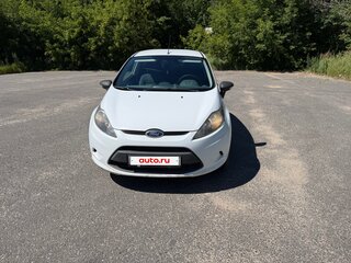 2011 Ford Fiesta Mk6, белый, 560000 рублей, вид 1