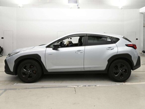 2023 Subaru Crosstrek III, серебристый, 2000999 рублей - вид 3