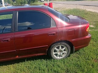 2006 Kia Spectra I Рестайлинг 2, красный, 190000 рублей, вид 4