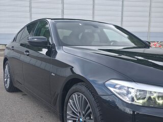 2017 BMW 5 серии 520d VII (G30/G31/G38), чёрный, 2700000 рублей, вид 3