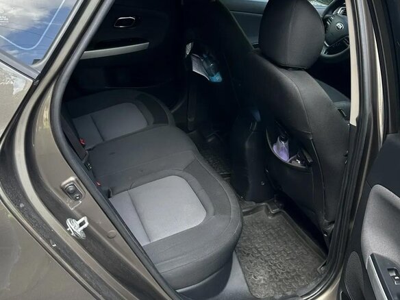 2015 Kia Ceed II, коричневый, 1050000 рублей - вид 8