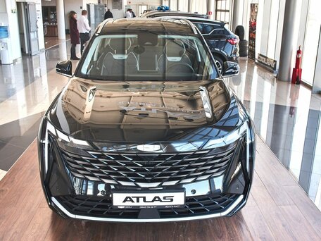 2026 Geely Atlas II, чёрный, 4119990 рублей, вид 4