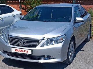 2013 Toyota Camry VII (XV50), серебристый, 1470000 рублей, вид 2