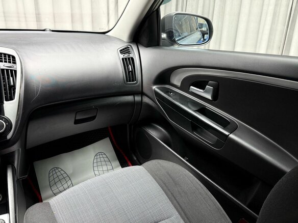 2011 Kia Ceed I Рестайлинг, серебристый, 579000 рублей - вид 21