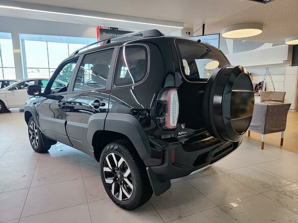 2026 Lada (ВАЗ) Niva Travel I Рестайлинг, чёрный, 1814000 рублей - вид 4