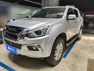 2022 Isuzu MU-X I Рестайлинг (China Market), серебристый, 3650000 рублей, вид 1