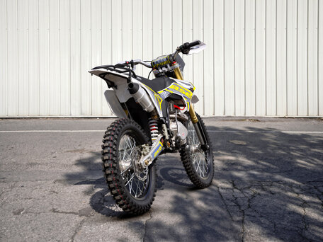 2026 BSE Z3, чёрный, 125400 рублей, вид 5