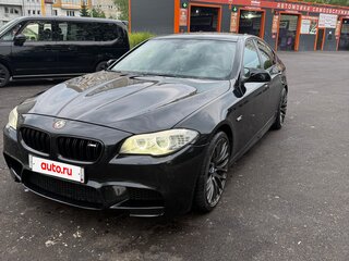 2013 BMW 5 серии 520i VI (F10/F11/F07), чёрный, 1800000 рублей, вид 1