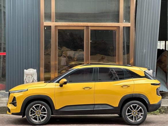 2021 Baojun RS-3, жёлтый, 1399666 рублей - вид 2