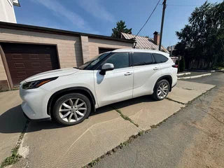 2020 Toyota Highlander IV (XU70), белый, 4500000 рублей, вид 3