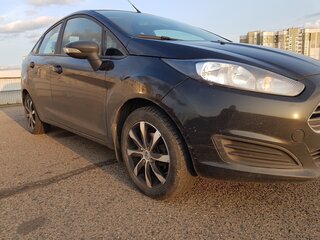 2015 Ford Fiesta Mk6 Рестайлинг, чёрный, 632000 рублей, вид 3