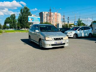2001 Toyota Gaia, серый, 369000 рублей, вид 4