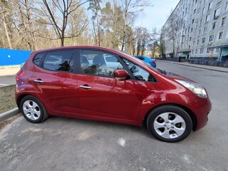 2014 Kia Venga I, красный, 970000 рублей, вид 3