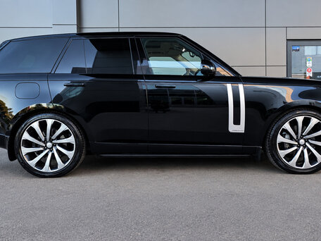2024 Land Rover Range Rover P530 MHEV V, чёрный, 19990000 рублей, вид 5