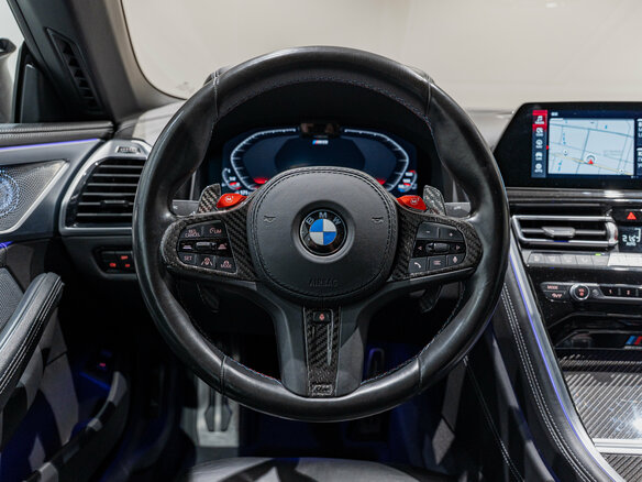 2020 BMW M8 Competition I (F91/F92/F93), красный, 9800000 рублей - вид 13
