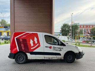 2011 Peugeot Partner II, белый, 265000 рублей, вид 4