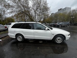 1998 Mitsubishi Galant VIII, белый, 205000 рублей, вид 3