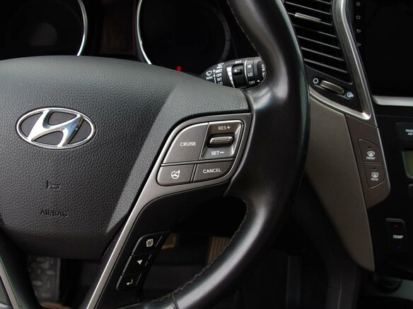 2015 Hyundai Santa Fe III, серый, 2240000 рублей - вид 13