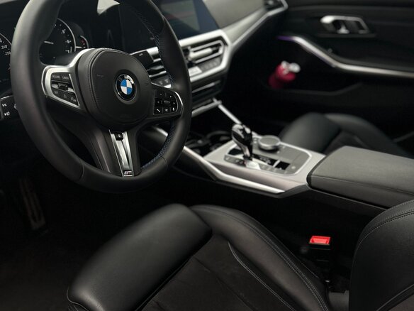 2020 BMW 3 серии 320i xDrive VII (G2x), чёрный, 3540000 рублей - вид 5