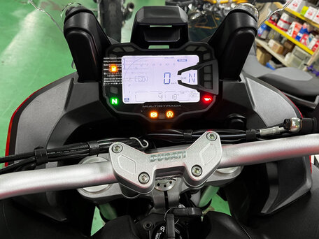 2025 Ducati Multistrada 950, пурпурный, 1185000 рублей, вид 3