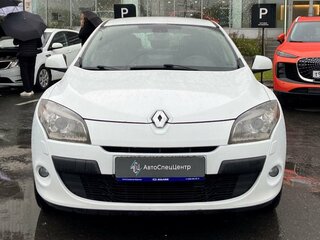 2011 Renault Megane III, белый, 644000 рублей, вид 3