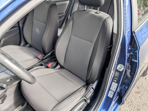 2022 Hyundai Solaris II Рестайлинг, синий, 1585000 рублей - вид 19