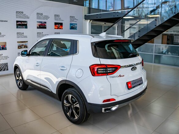 2024 Chery Tiggo 4 Pro I Рестайлинг, белый - вид 16