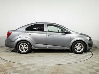 2012 Chevrolet Aveo II, серый, 499585 рублей, вид 4