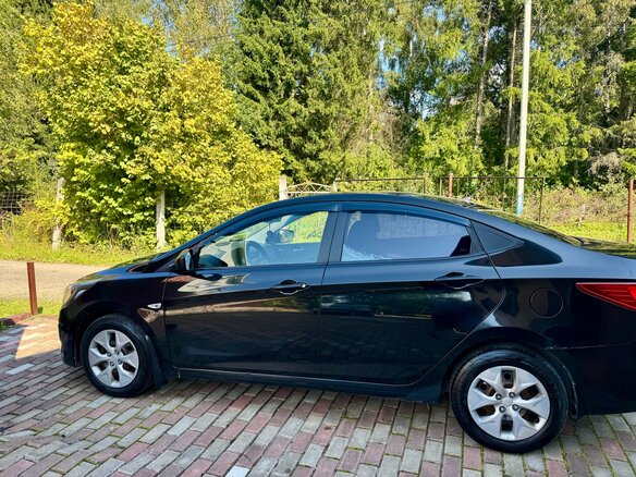 2015 Hyundai Solaris I Рестайлинг, чёрный - вид 6